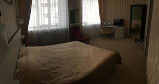 Гостиница Парадиз Нижнекамск Двухместный номер с 2 отдельными кроватями-10
